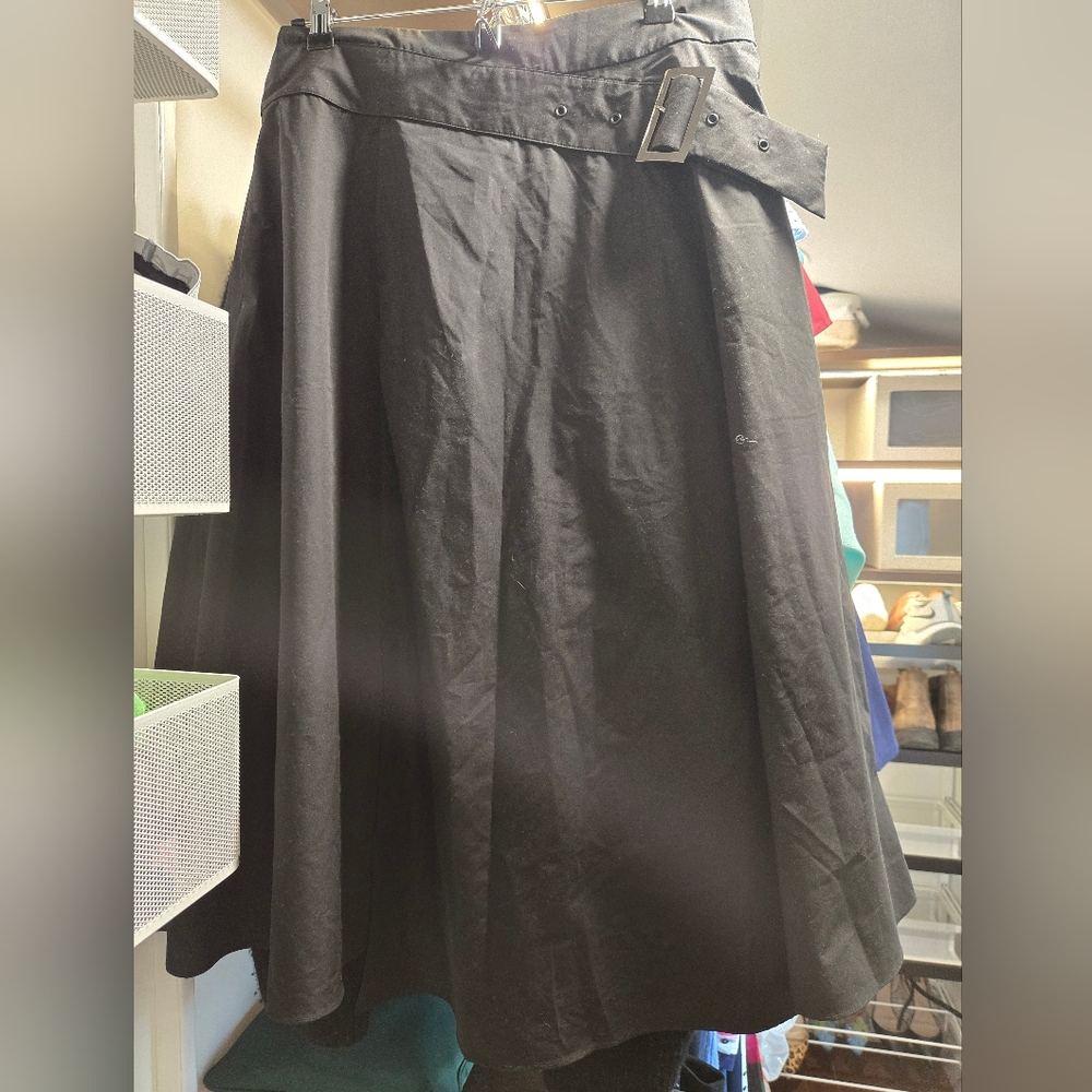 Black Midi A-Line Pleated Skirt